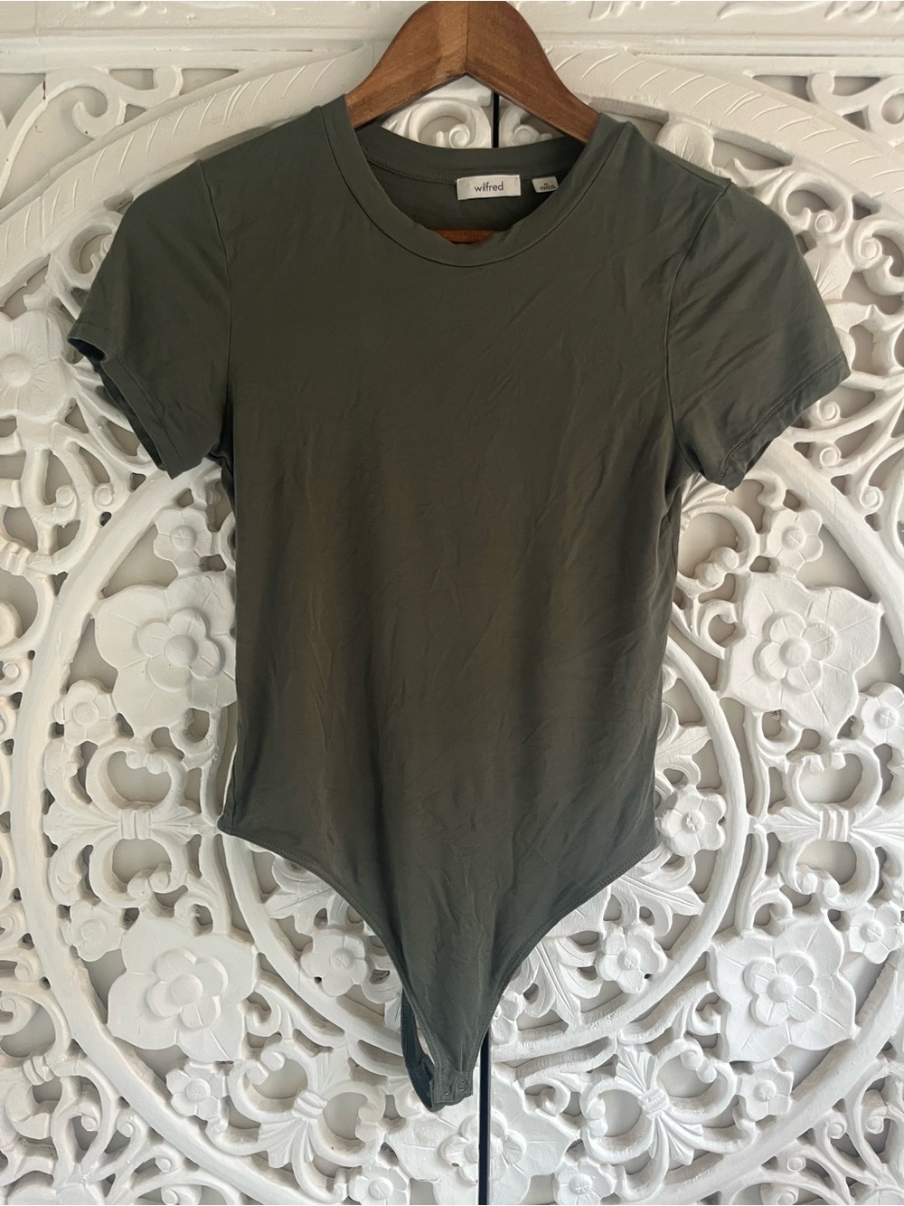 Wilfred Aritzia Short Sleeve Bodysuit Olive Green Size M